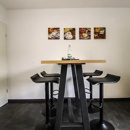 Chill Out Area, Sauna & Wirlpool, Grandiose Aussicht, Smart Tv, Grosse Terasse, Zentrum Nah *