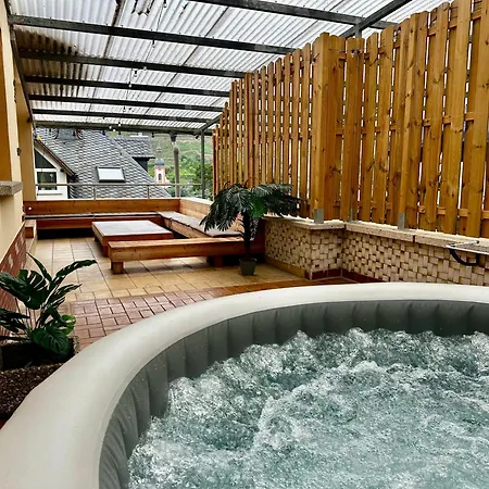 Chill Out Area, Sauna & Wirlpool, Grandiose Aussicht, Smart Tv, Grosse Terasse, Zentrum Nah 公寓