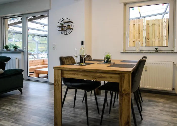 Chill Out Area, Sauna & Wirlpool, Grandiose Aussicht, Smart Tv, Grosse Terasse, Zentrum Nah Διαμέρισμα