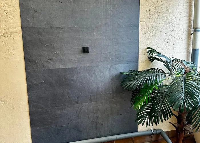 Διαμέρισμα Chill Out Area, Sauna & Wirlpool, Grandiose Aussicht, Smart Tv, Grosse Terasse, Zentrum Nah *